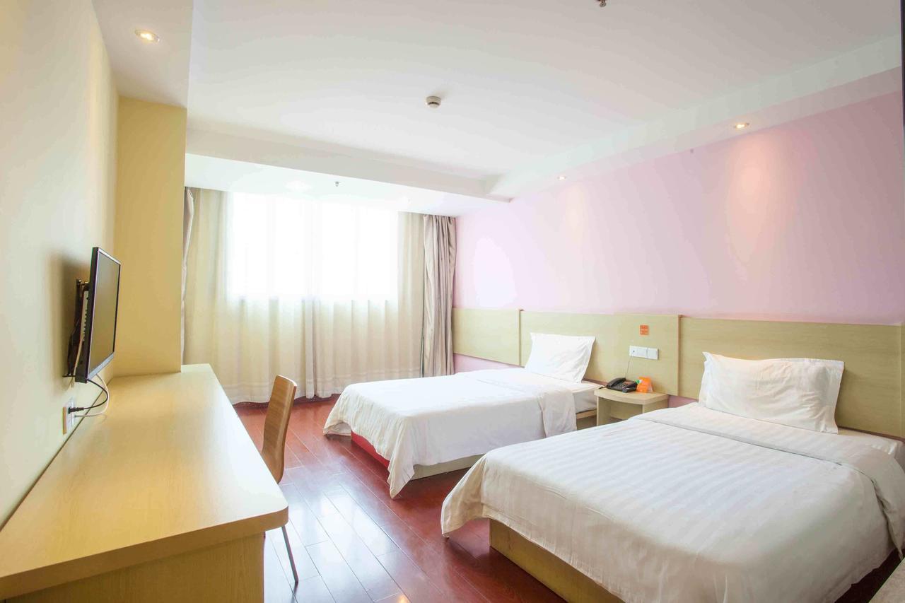 7Days Inn West Liaoyang Road Carrefour Qingdao Exterior photo